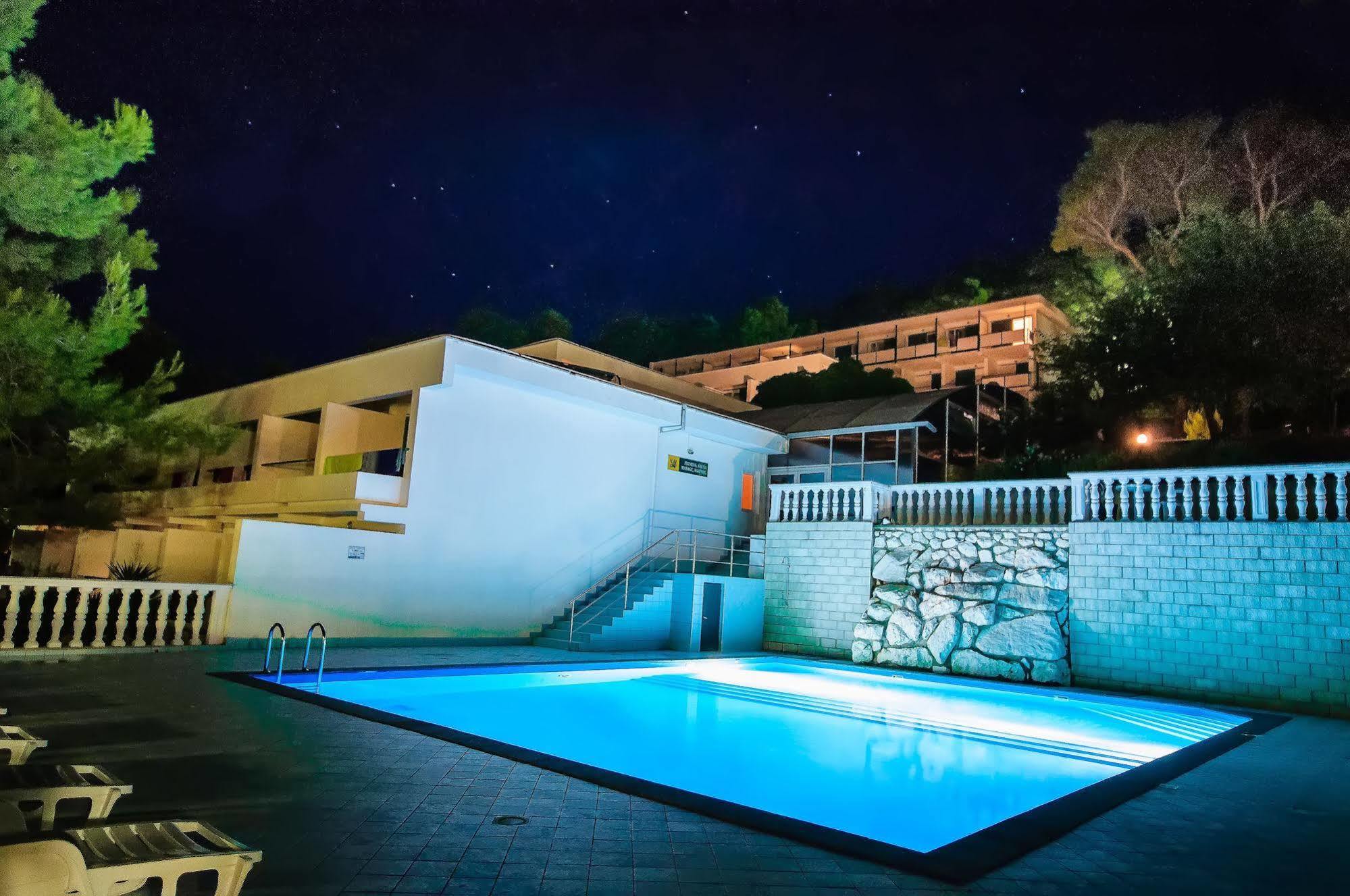 Hotel Lavanda Bozava Exterior photo